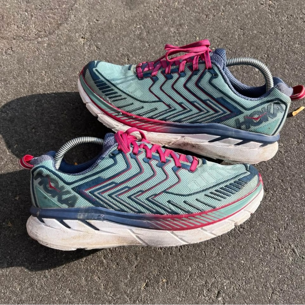 Womens Hoka Clifton 4 Running Shoes